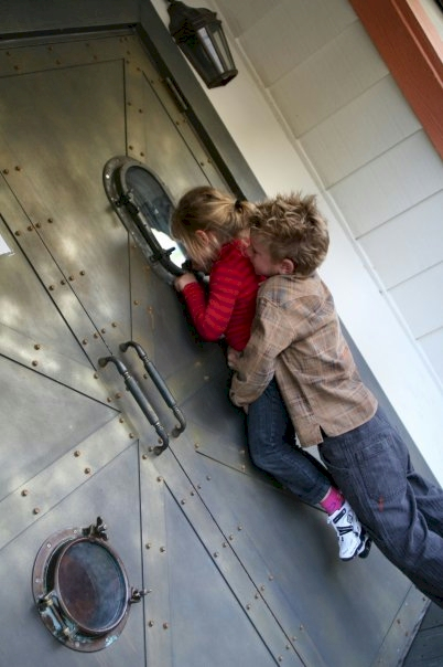 Maximize your fun day with practical tips and nearby amenities information at Pennypickle's Workshop.